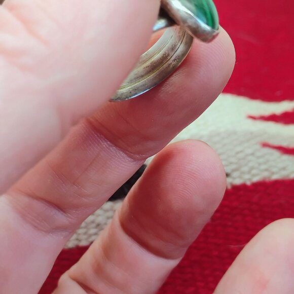 Vintage Native Made Malachite Ring Wide Sterling Silver Band Size 6 - Picture 6 of 7
